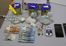 Detenidos en La Carolina con medio kilo de 'cristal' en latas de cacao soluble