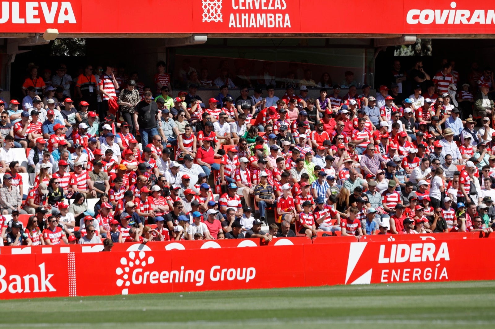 Encuéntrate en Los Cármenes en el Granada-Las Palmas