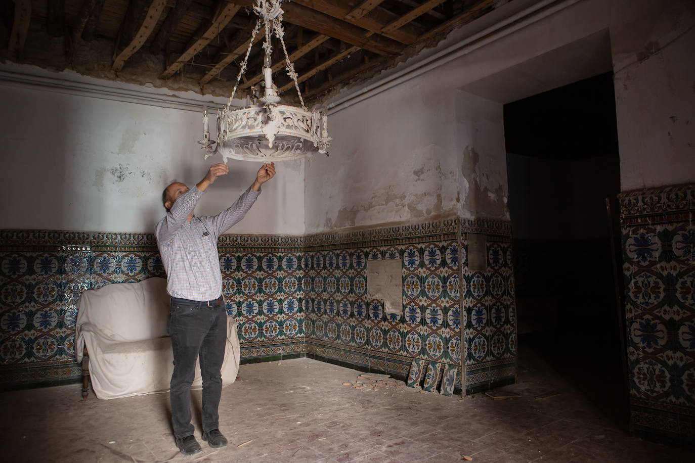 Imagen principal - Palacio de los Marqueses de Cartagena, uno de los tesoros ocultos de Granada. 