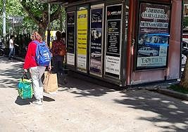 Quiosco que lleva años cerrado en una zona tan concurrida como es la confluencia del Paseo de la Estación con la calle Arquitecto Berges.