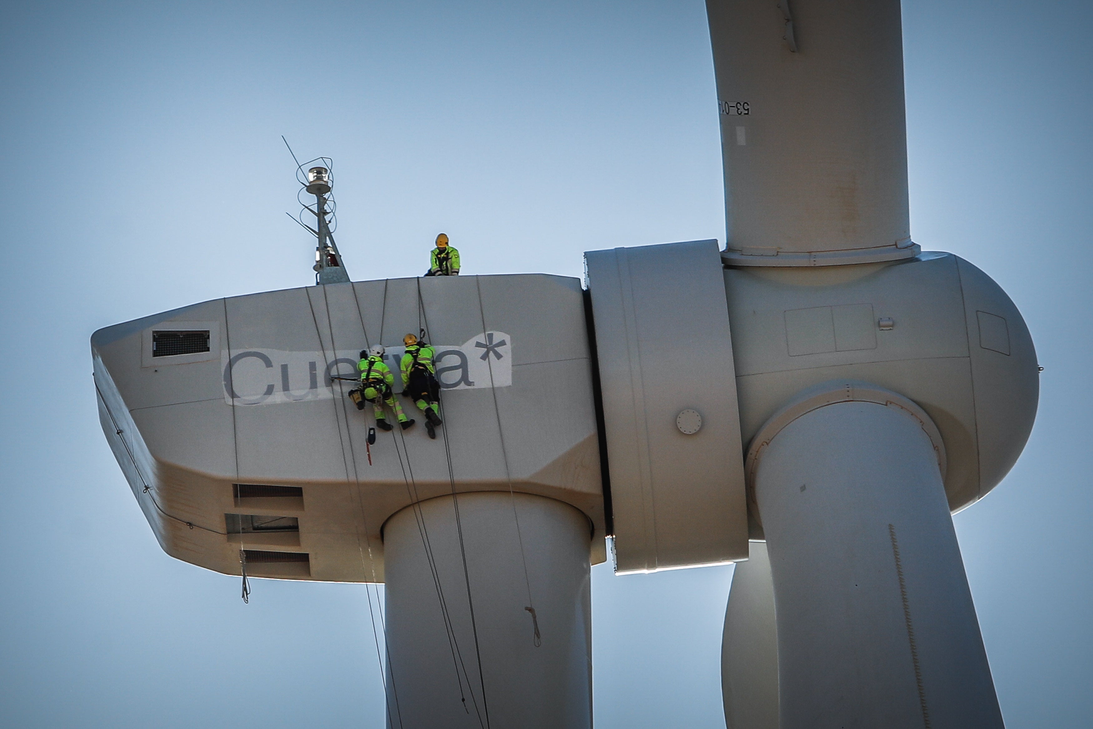 La compañía eléctrica granadina Cuerva ha marcado un hito con la construcción de su nuevo parque eólico de Guadix.