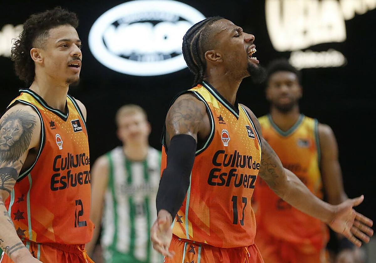 El Valencia ganó con muchos apuros al Betis.