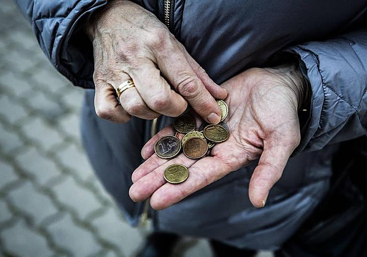 Algunos pensionistas recibirán la paga extra antes de julio.