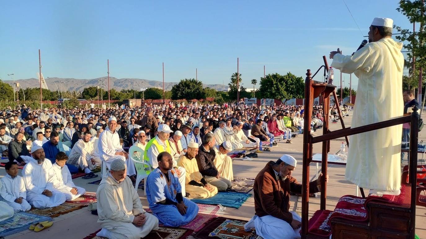 Un rezo común por la unidad y la paz para poner fin al Ramadán