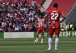 Las caras son espejo del alma y la de Gonzalo Melero no refleja buenas sensaciones.