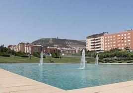 Estanque del parque Andrés de Vandelvira, en el Bulevar.