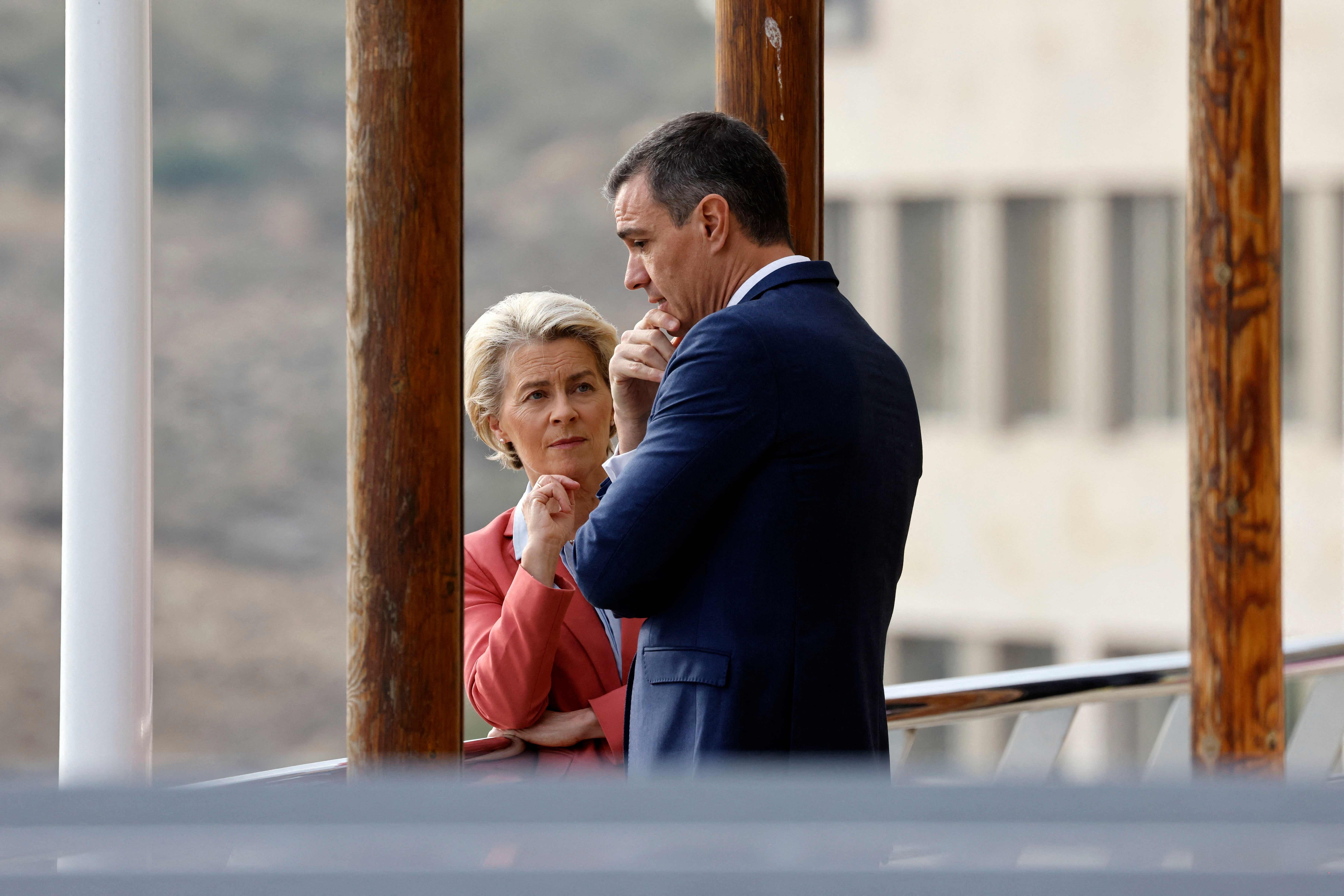 Ursula von der Leyen y Pedro Sánchez, en un encuentro en Alicante el año pasado.