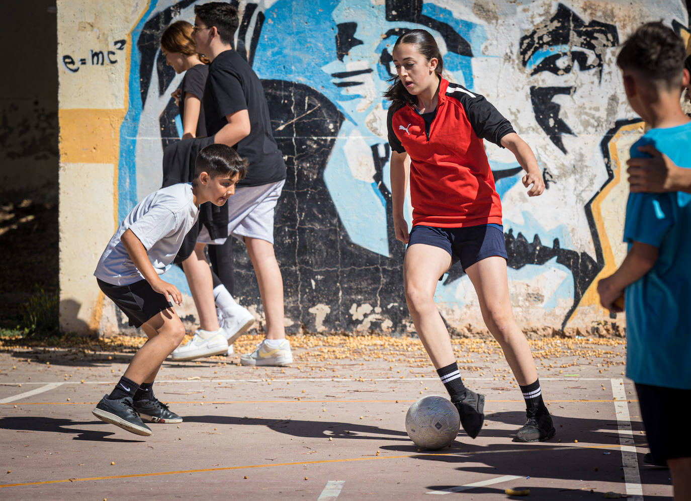 Imagen secundaria 2 - Los recreos de Ibai y Piqué en el Ilíberis de Atarfe