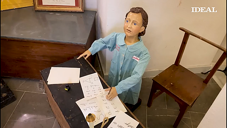 El primer aula del Ave María.