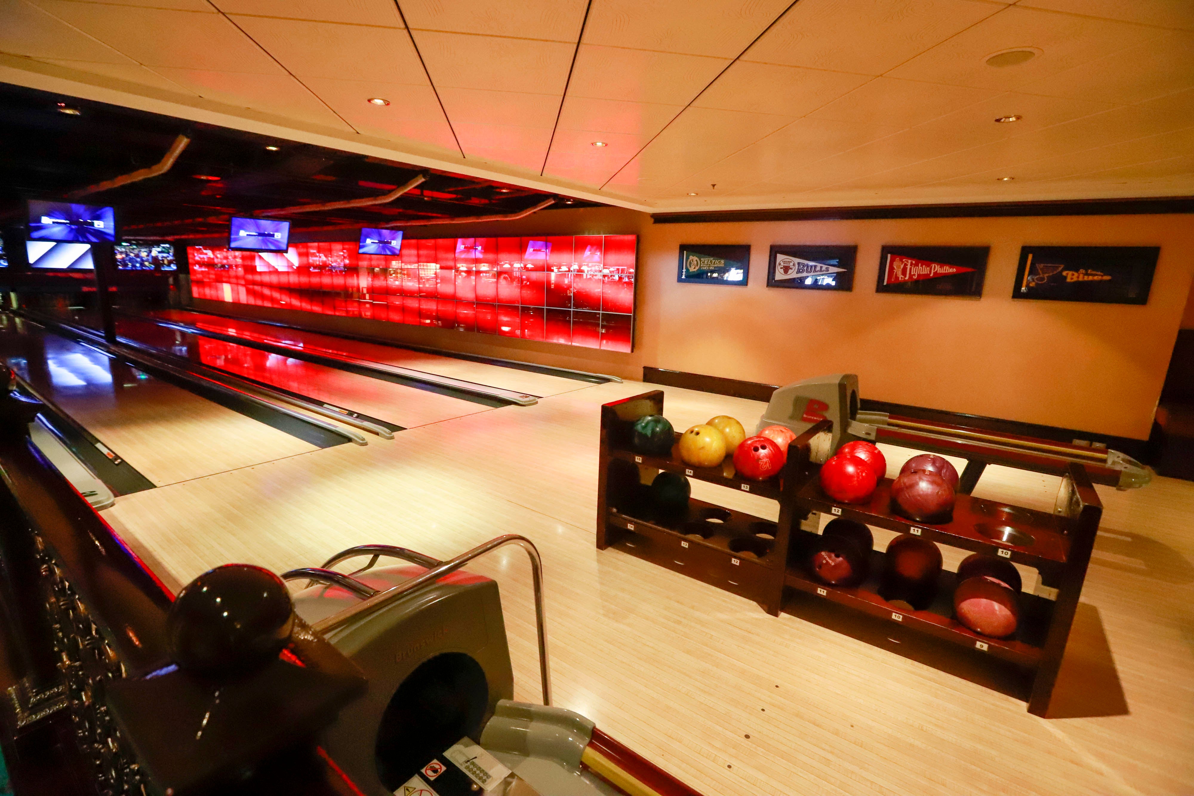 Las imágenes del crucero más grande atracado nunca en Motril