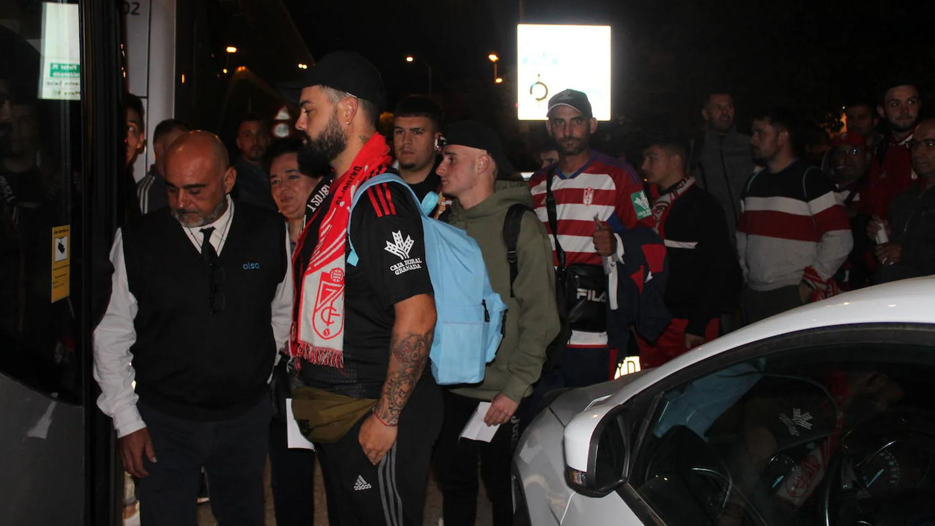 Six buses loaded with Granada supporters head towards Vitoria