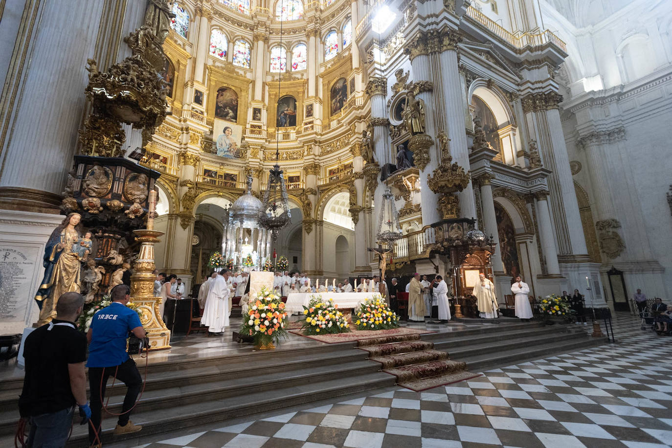 Las mejores imágenes de la beatificación de Conchita Barrecheguren en Granada