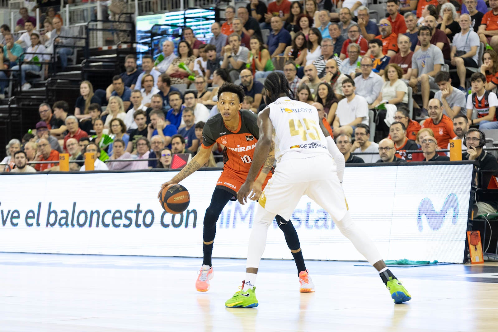 El partido entre Covirán y Zaragoza, a pie de pista