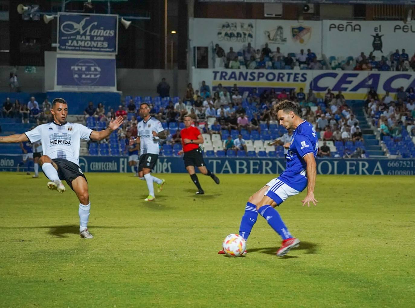 Alfonso Fernández solo ha jugado 973 minutos con la azulilla