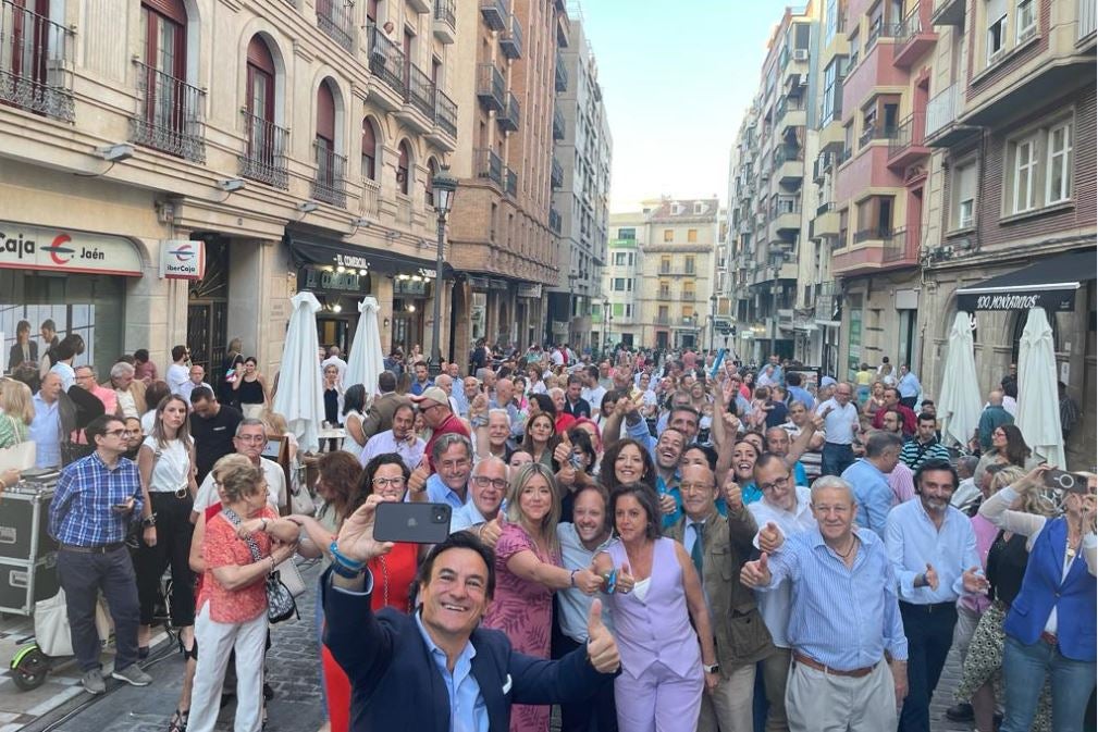 El PP inicia la campaña en La Carrera.