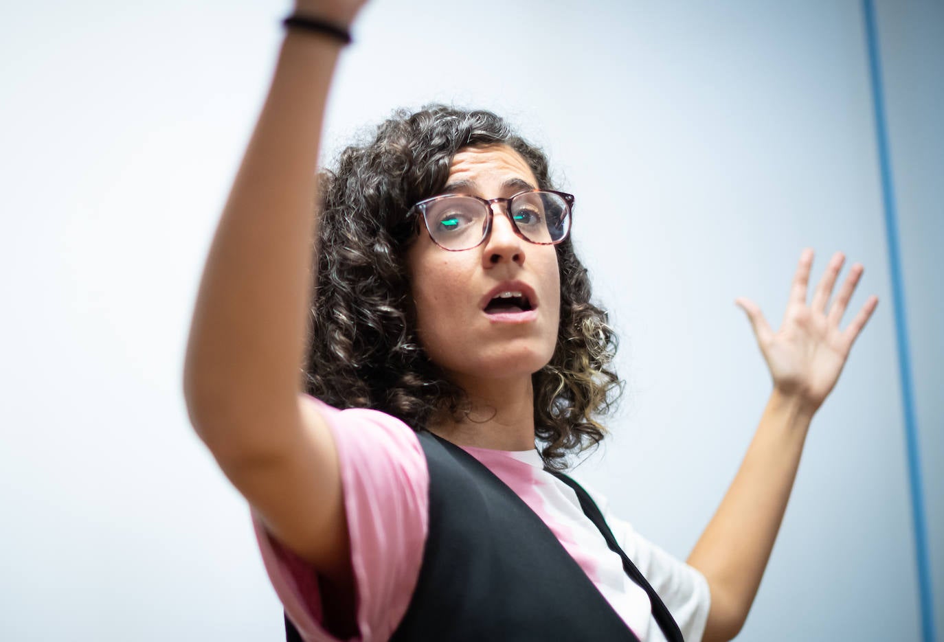 Teresa Martínez es la directora y fundadora del Coro de Rock de Granada.