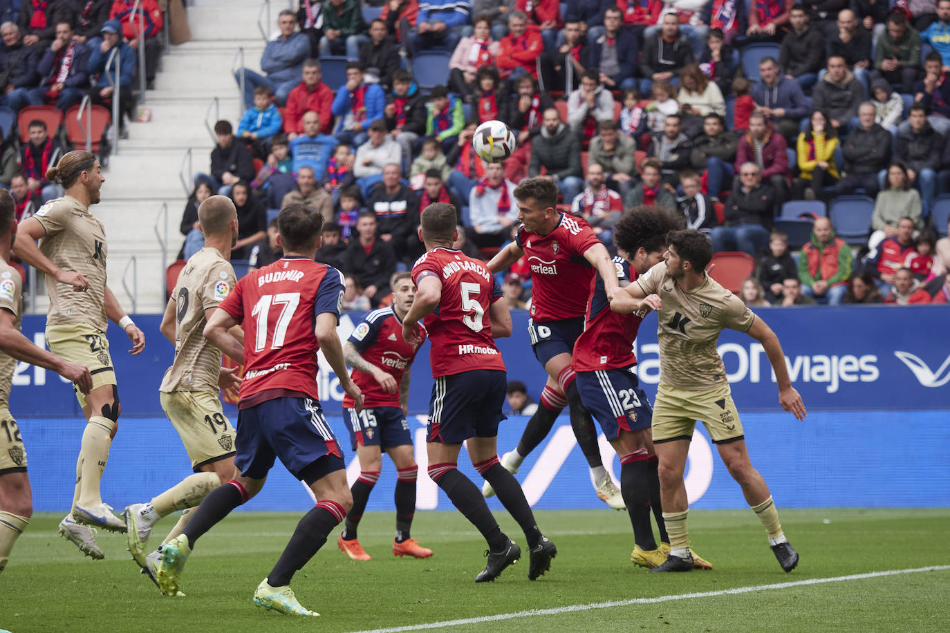 Las mejores imágenes del Osasuna-Almería