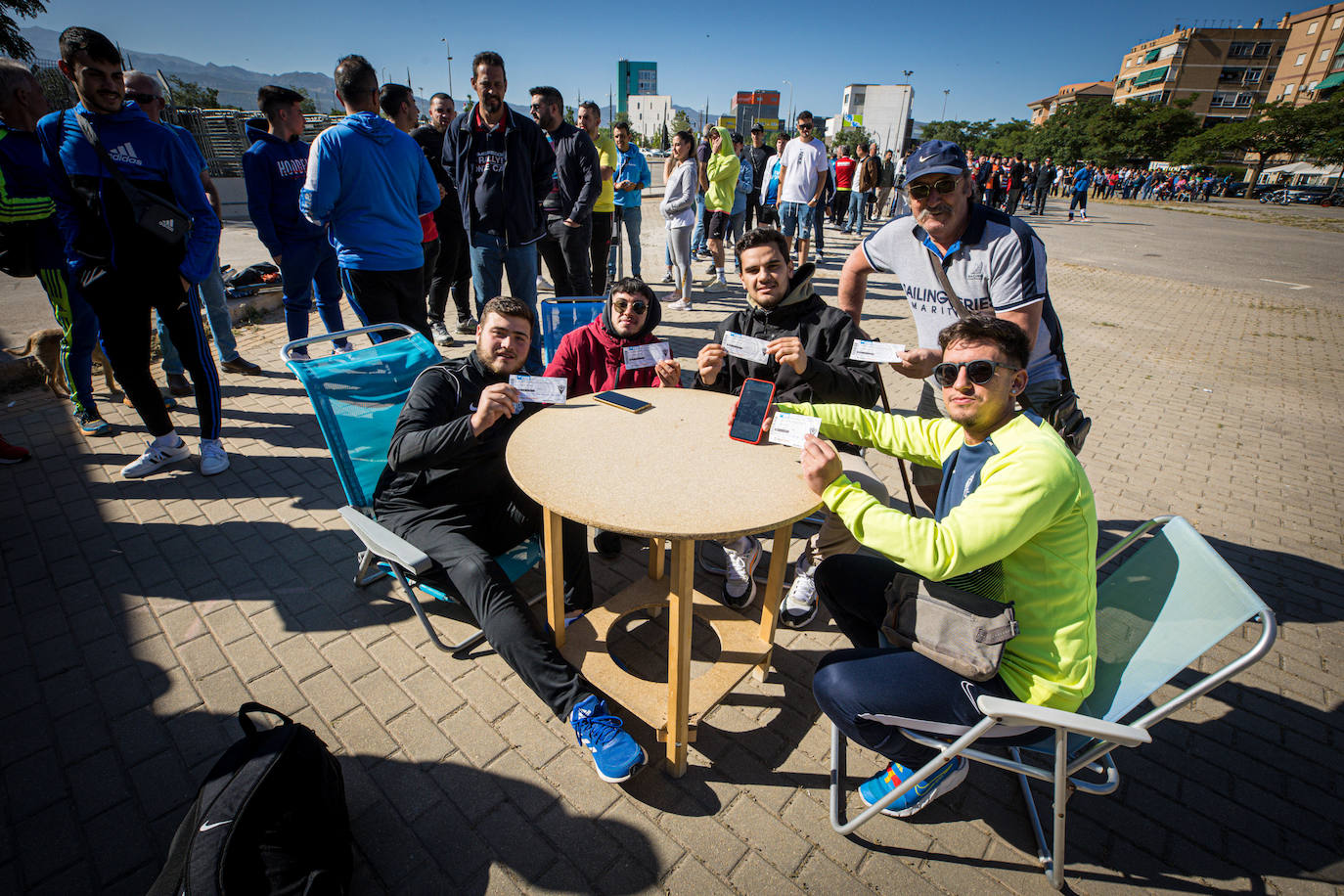 Las colas para comprar las &#039;entradas del ascenso&#039;