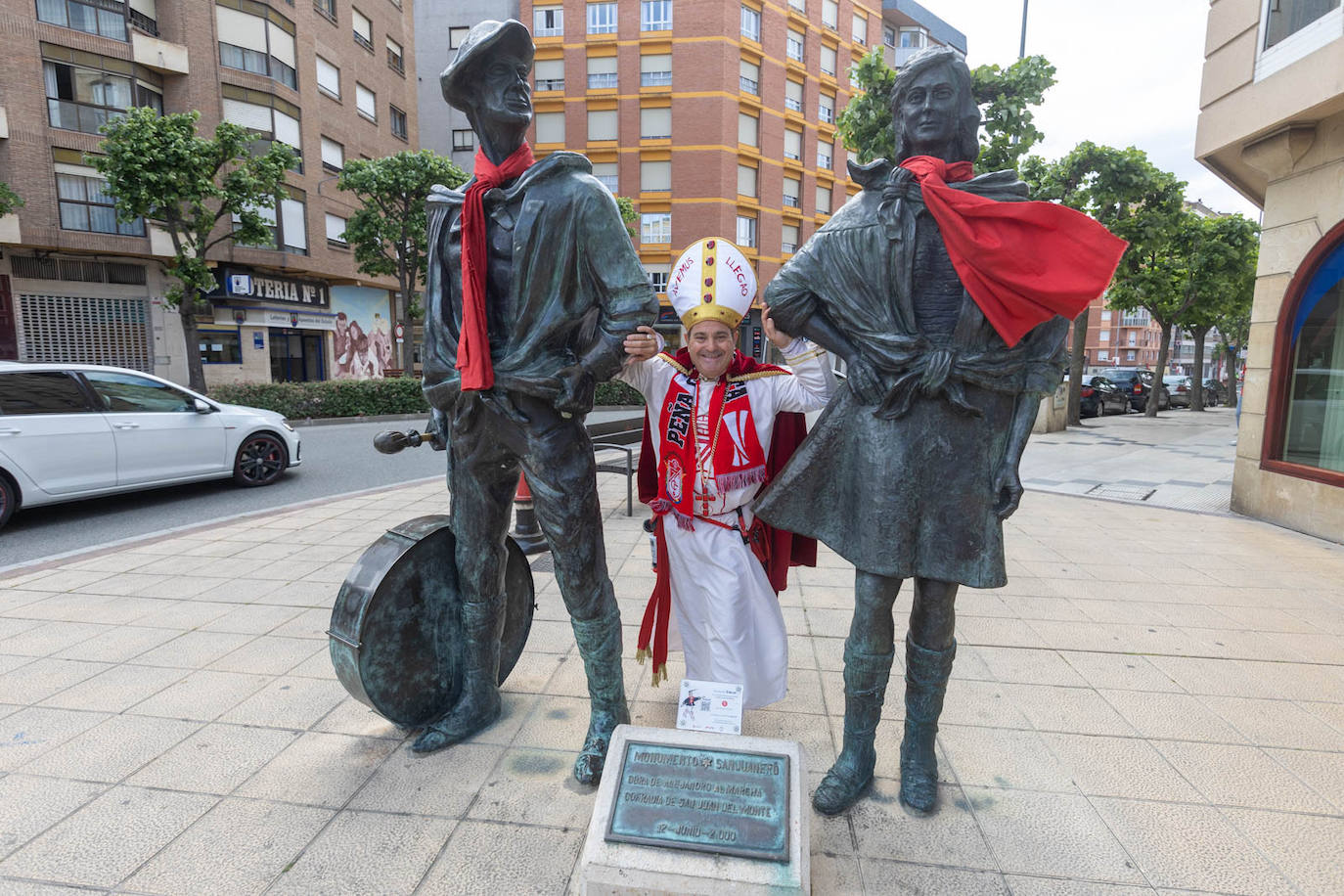 Las fotos de la afición del Granada en Miranda