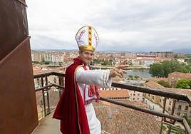 La afición del Granada ya ha llegado a Anduva.