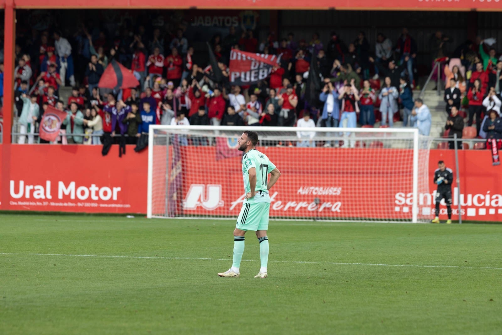 El partido entre Granada y Mirandés a pie de campo