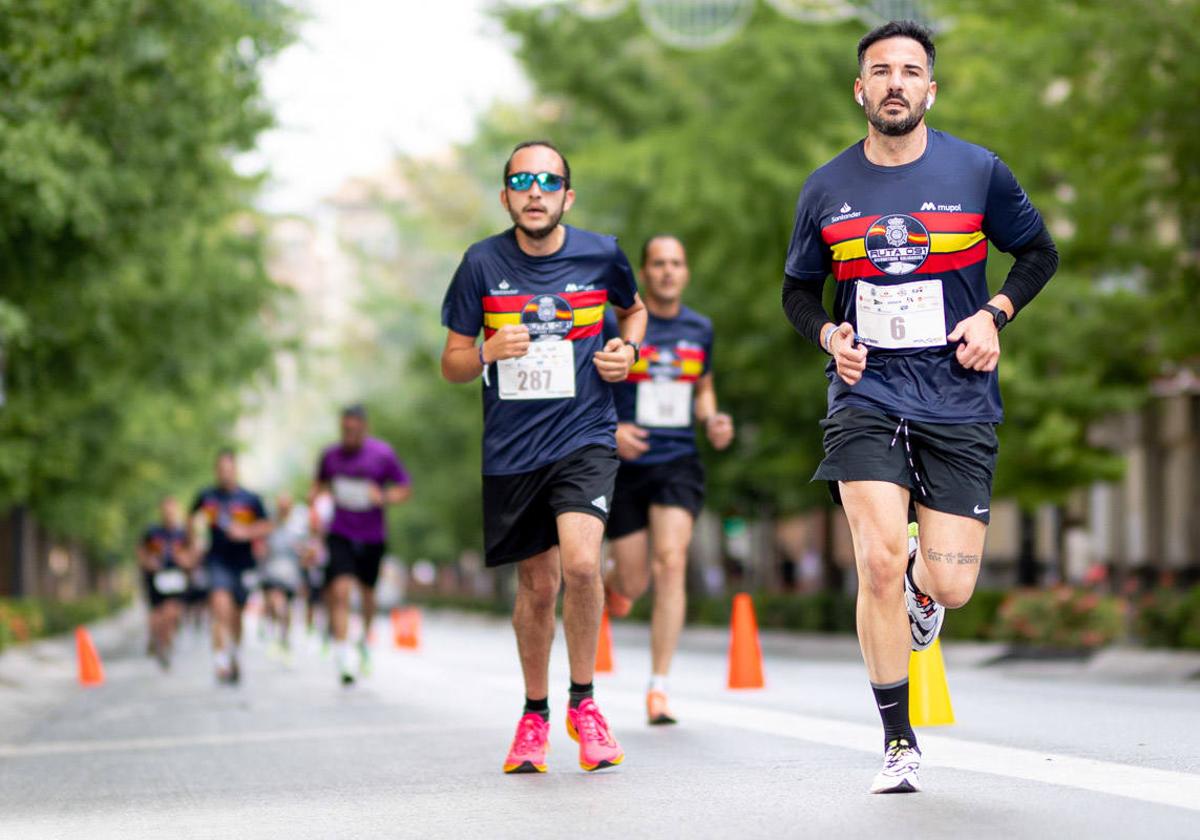 Encuéntrate en la carrera solidaria Ruta 091 de la Policía en Granada