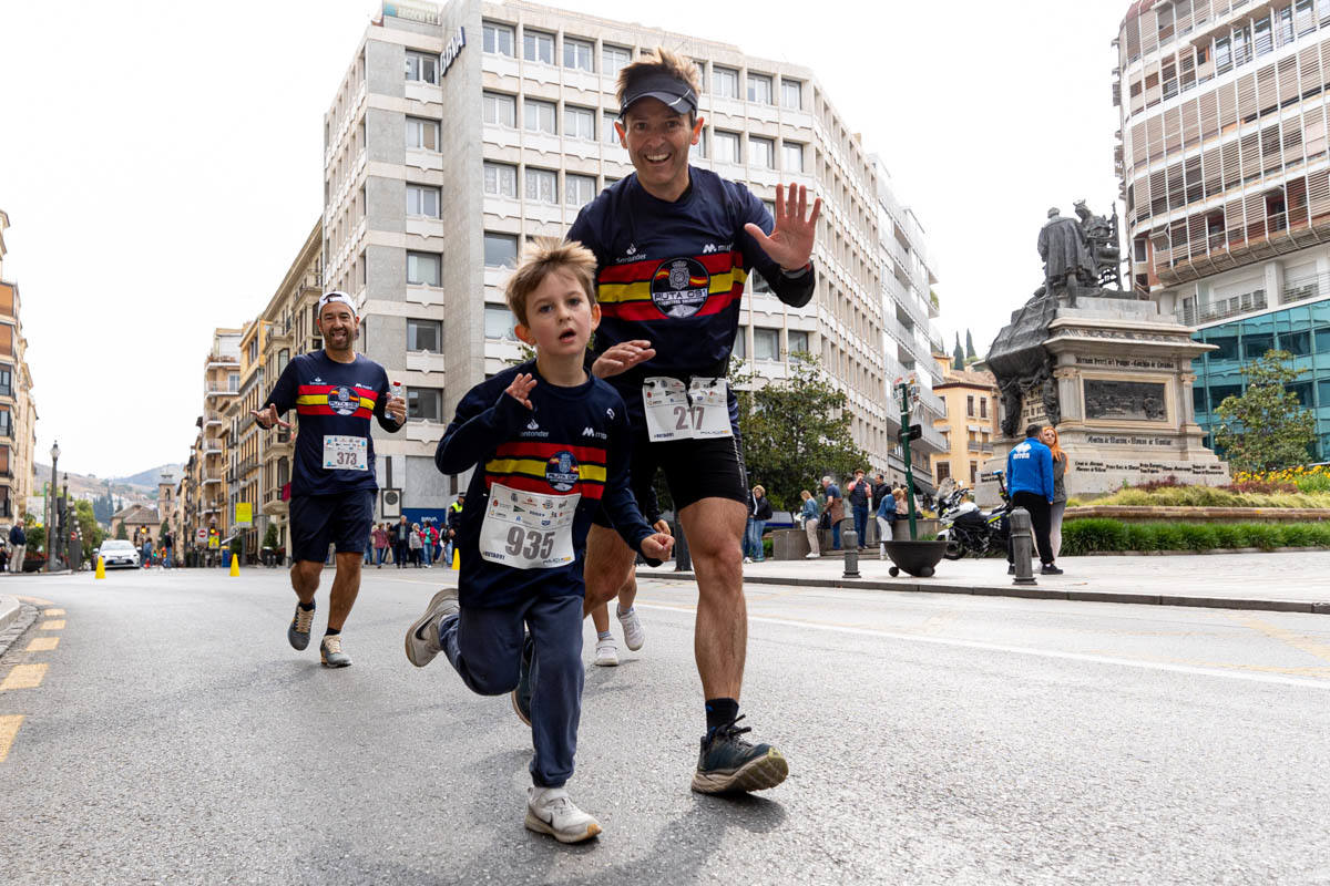 Encuéntrate en la carrera solidaria Ruta 091 de la Policía en Granada