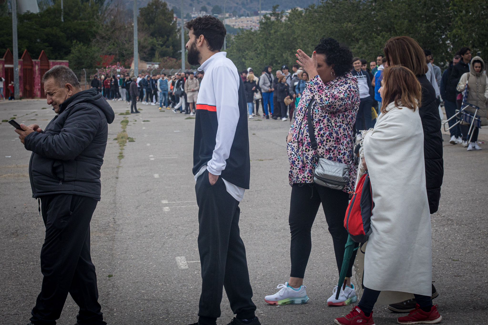 Encuéntrate en las colas de Los Cármenes