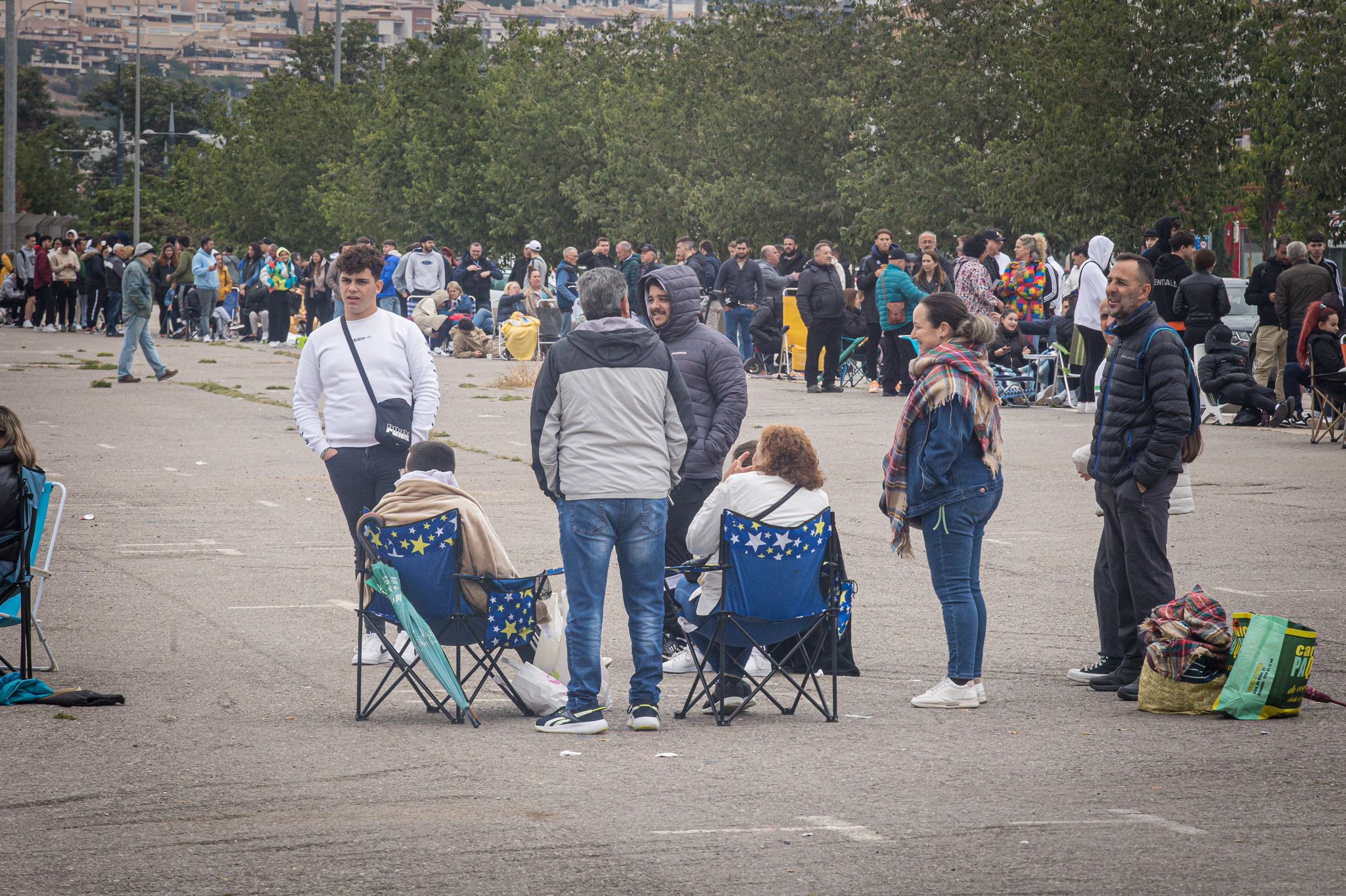 Encuéntrate en las colas de Los Cármenes