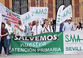 Protesta del Sindicato Médico Andaluz antes el Palacio de San Telmo, la semana pasada.