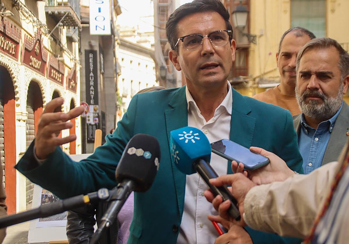 El candidato socialista a la alcaldía de Granada, Paco Cuenca.