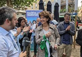 La candidata de Podemos-Av, Elisa Cabrerizo, junto a dirigentes y representantes de Podemos.