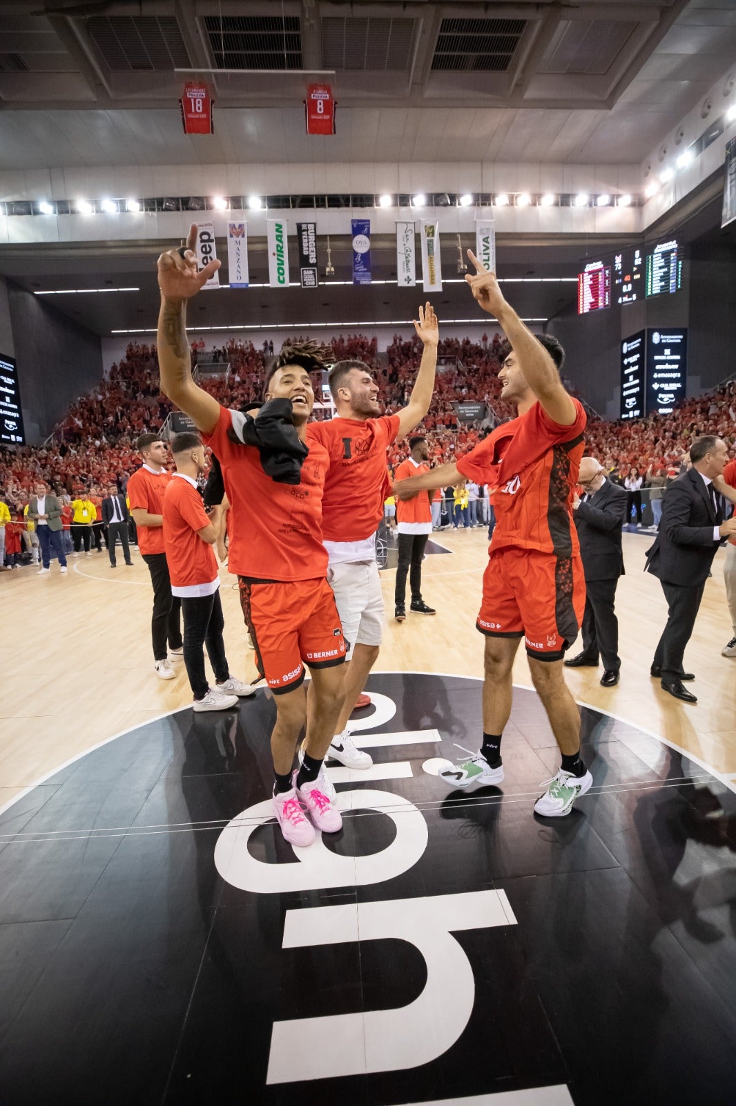 Las mejores imágenes de la fiesta en el Palacio de los Deportes