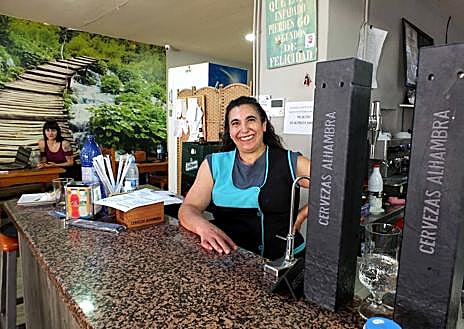 Imagen secundaria 1 - Vecinos de Alquife.