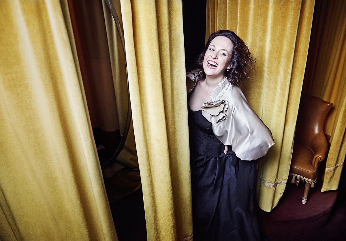 Marta Mathéu, sorprano.