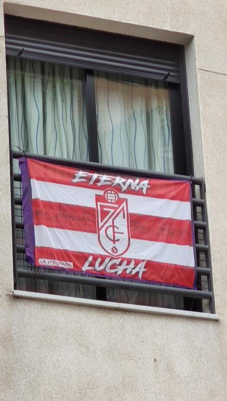 Granada saca sus banderas rumbo a Primera