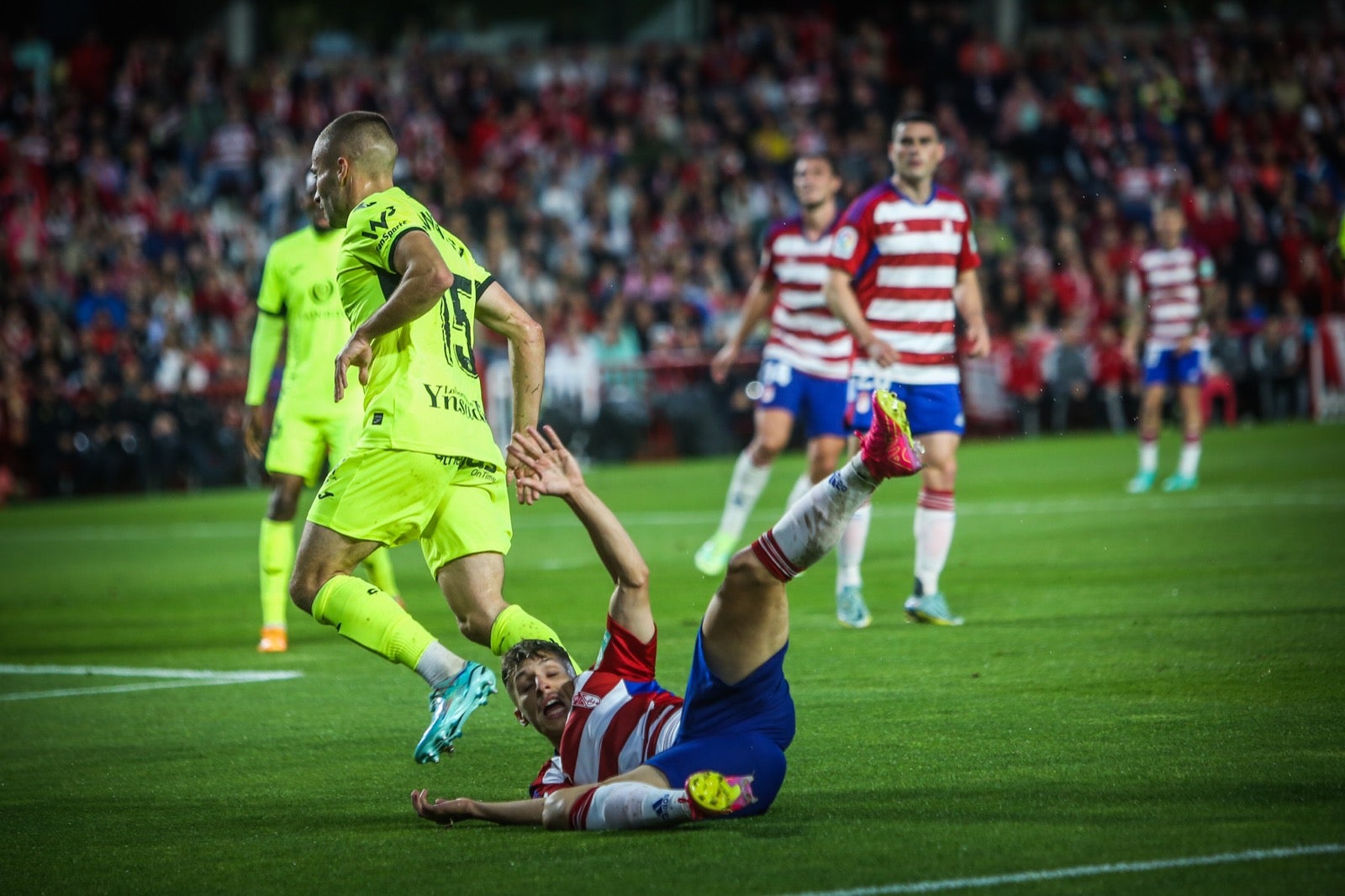 Las imágenes del Granada-Leganés a pie de campo