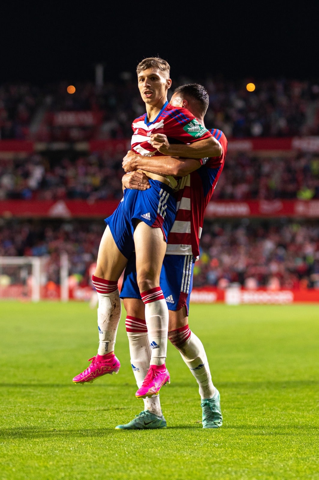 Las imágenes del Granada-Leganés a pie de campo