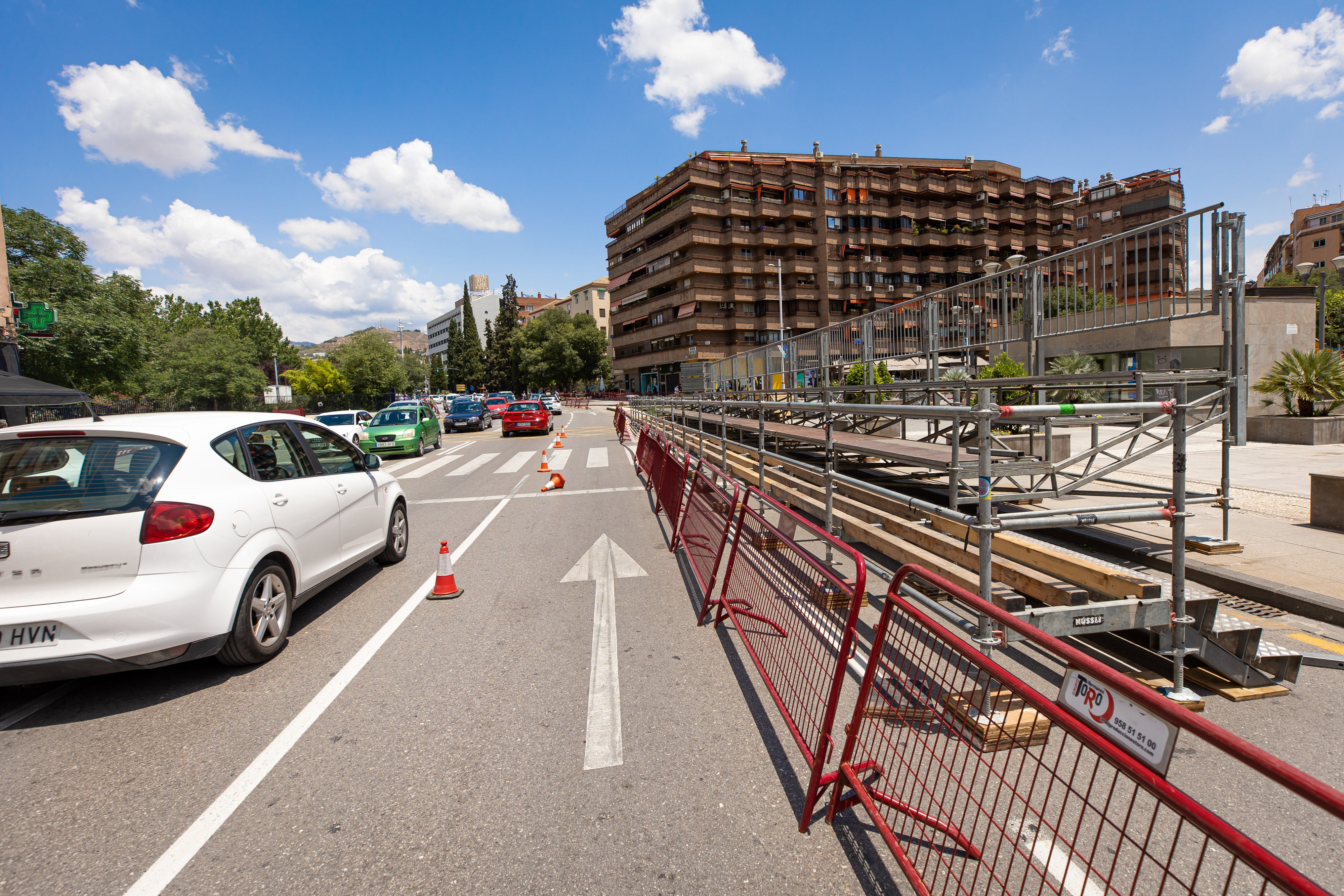 Granada se prepara para el desfile de las Fuerzas Armadas