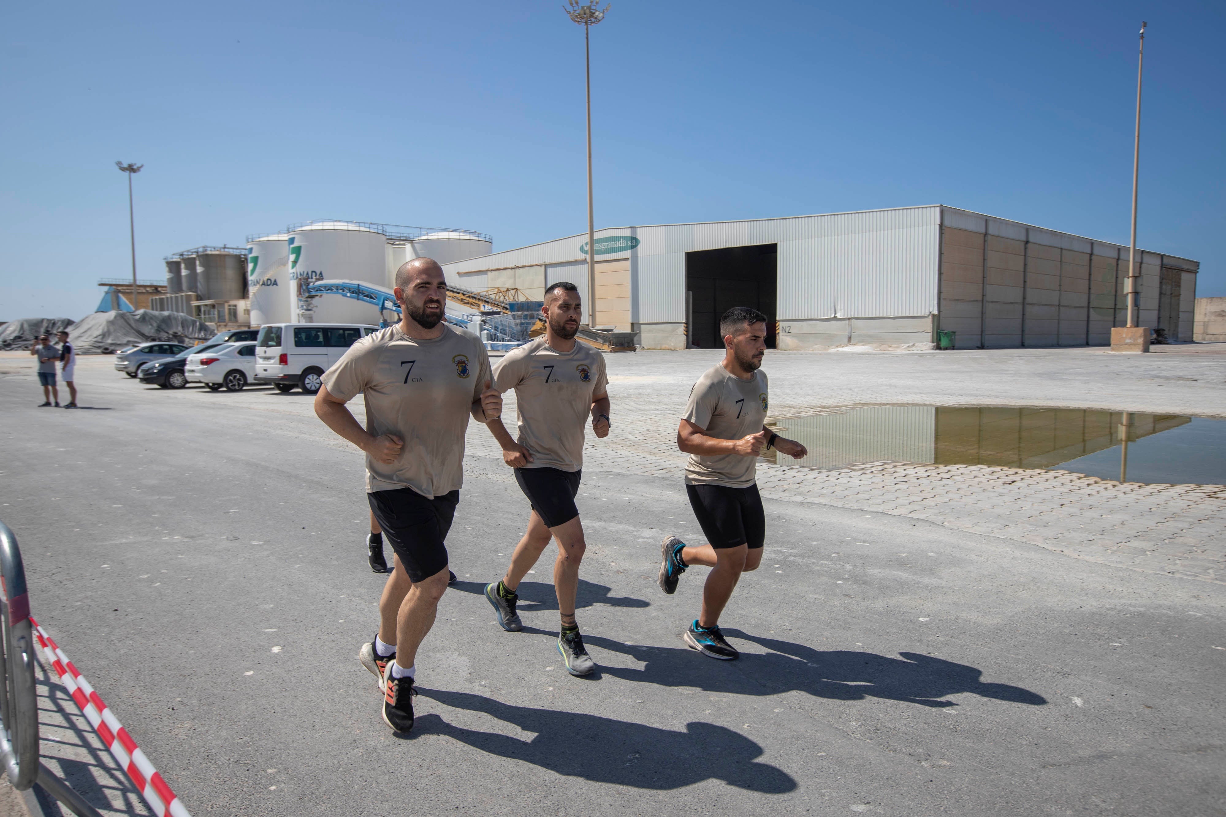 Las imágenes de los buques de la Armada en el Puerto de Motril