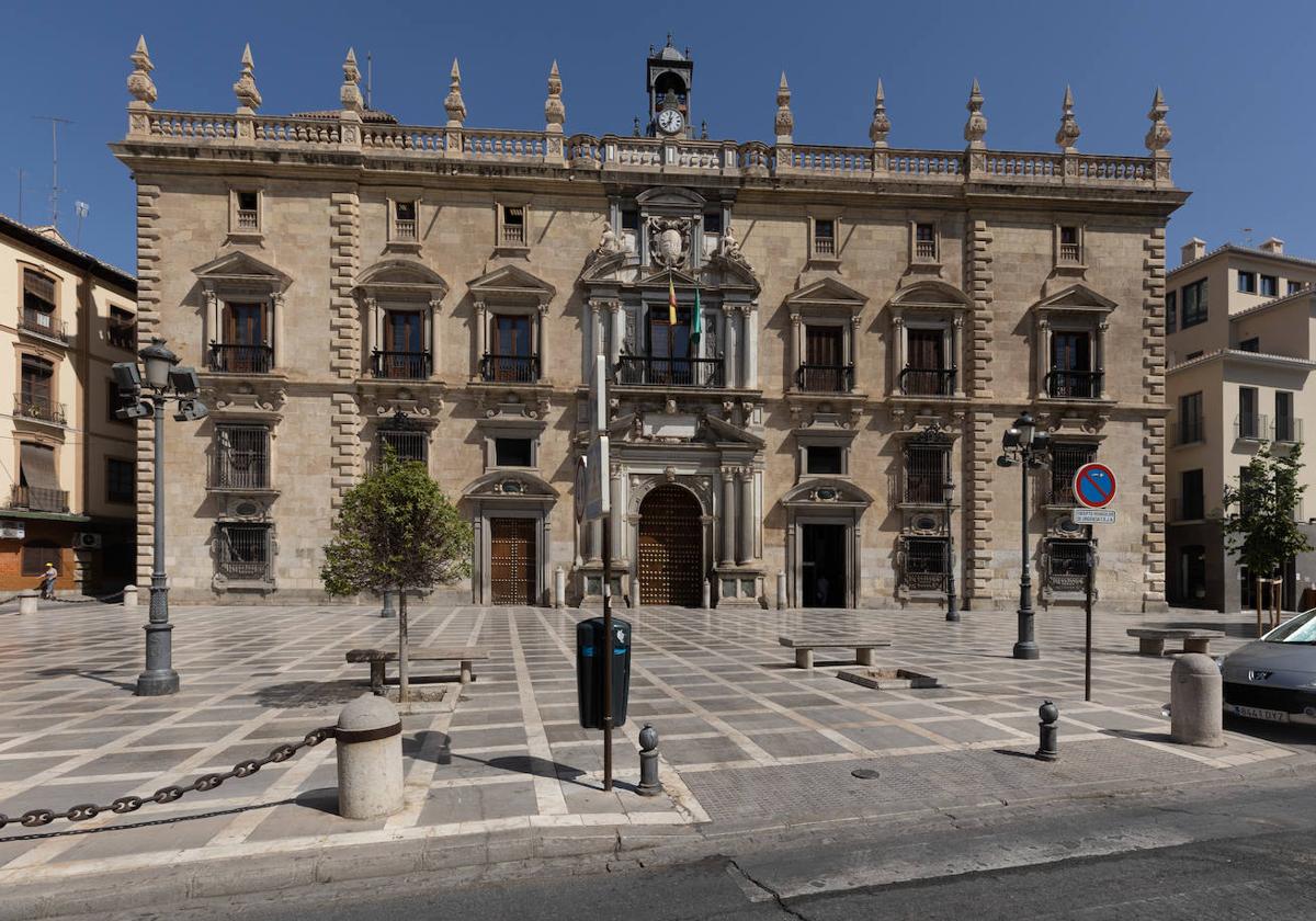 Fachada del Palacio de la Real Chancillería, donde se ha celebrado el juicio este miércoles.