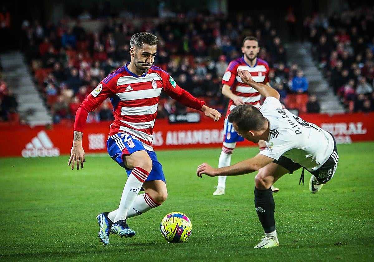 Alberto Perea, en un partido de la temporada contra el Cartagena.