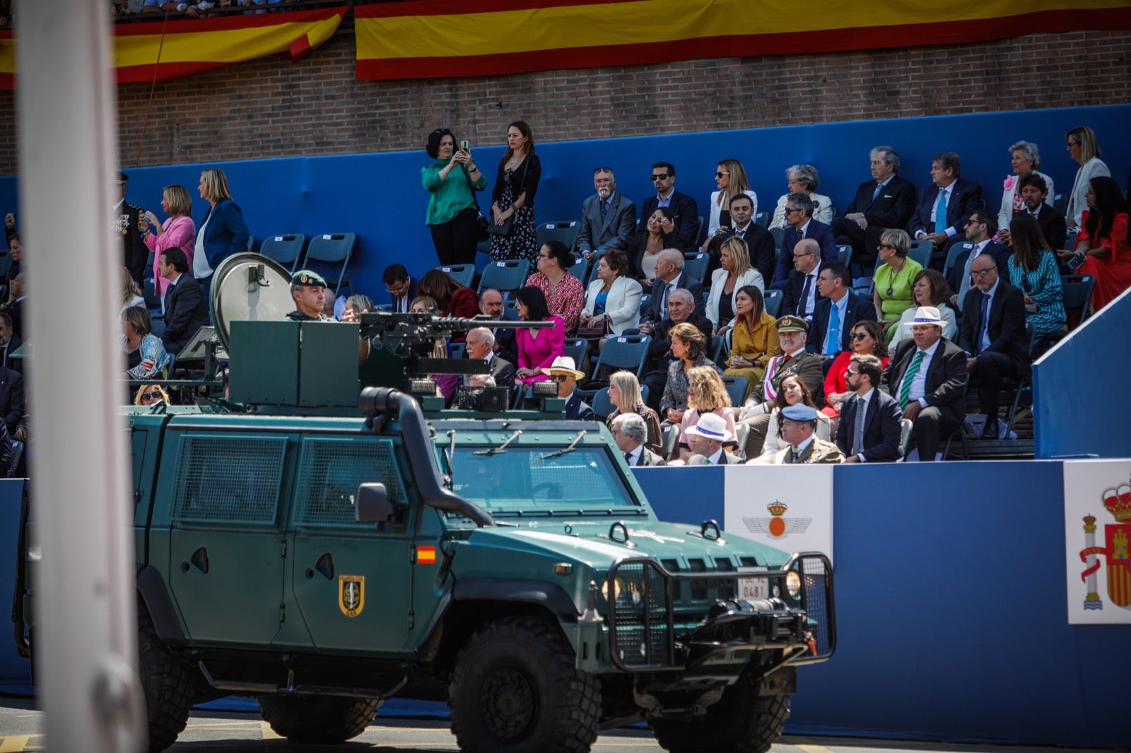 Las imágenes del desfile de las Fuerzas Armadas desde dentro y a vista de pájaro