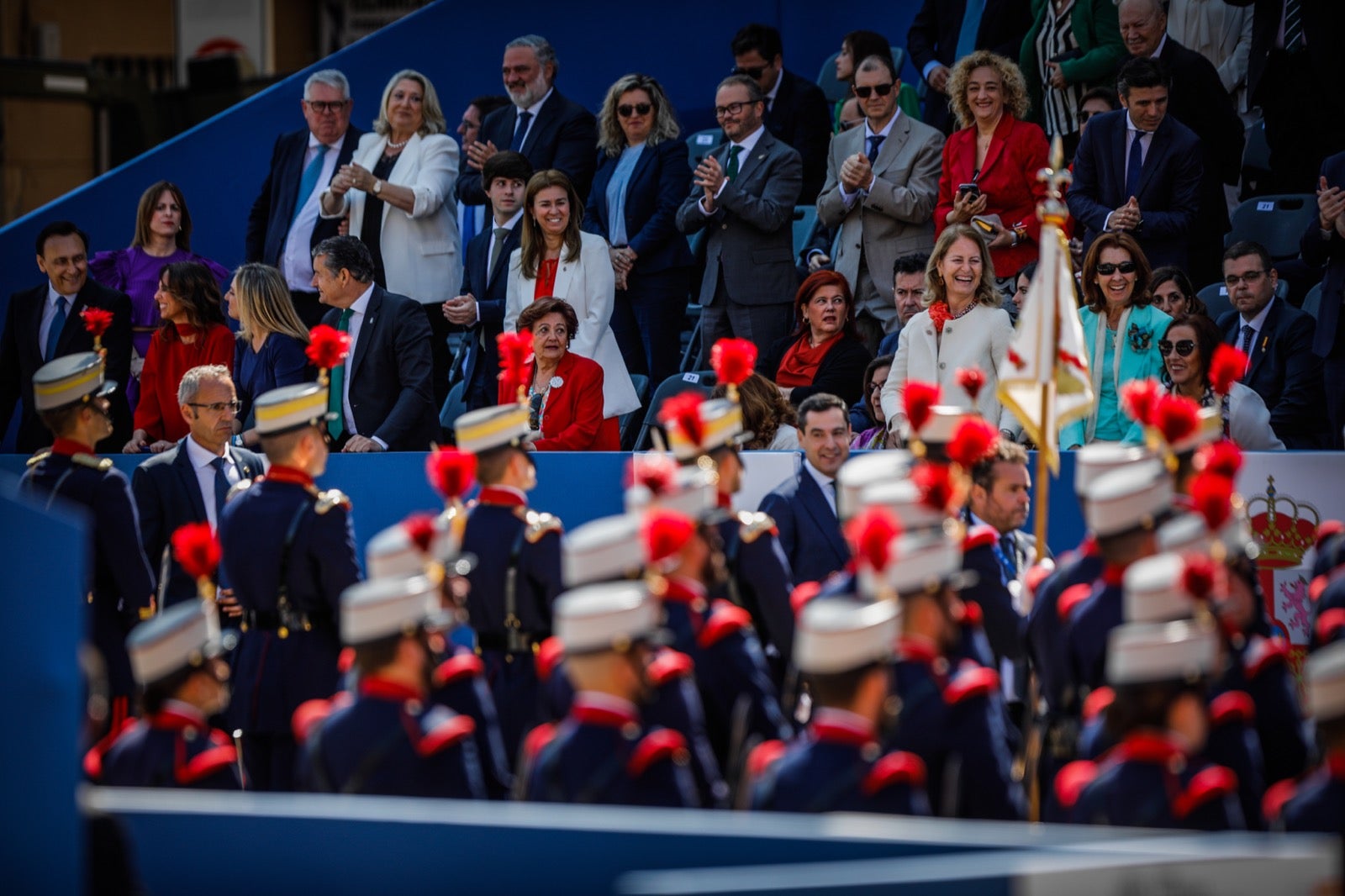 Las imágenes del desfile de las Fuerzas Armadas desde dentro y a vista de pájaro