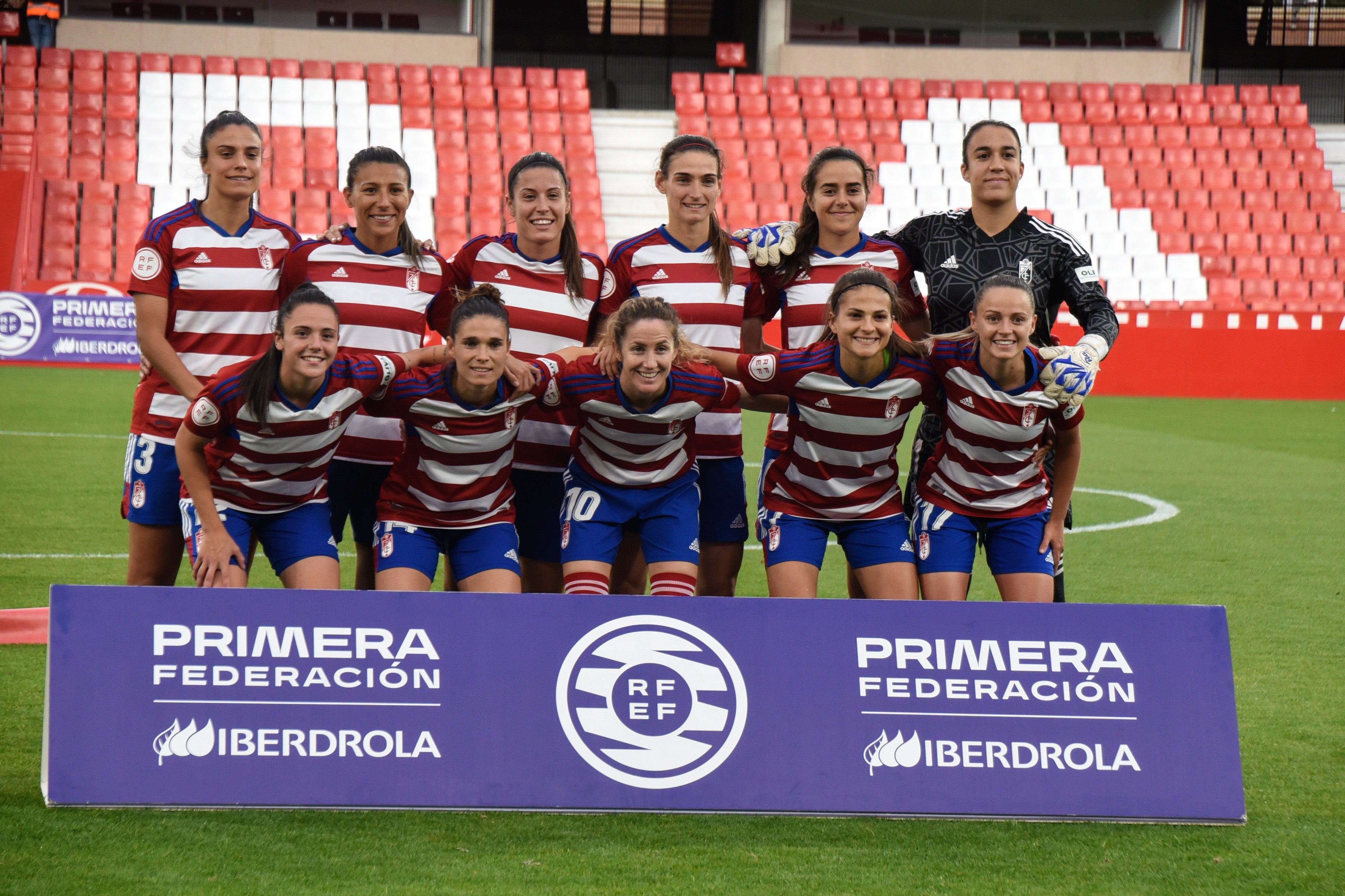 Encuéntrate en el partido del equipo femenino del Granada