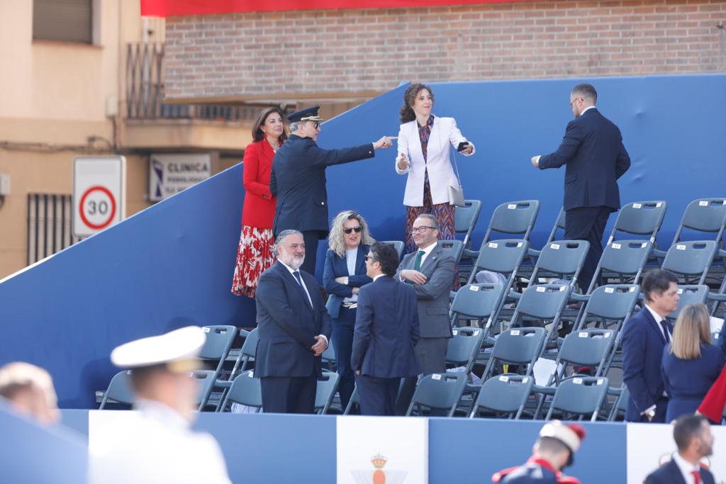 Las imágenes del desfile de las Fuerzas Armadas desde dentro y a vista de pájaro