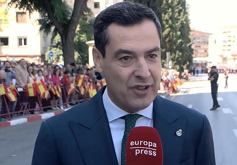 Moreno aprecia la unión de las Fuerzas Armadas con Andalucía.