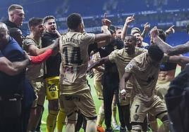 Júbilo rojiblanco por conseguir la permanencia.