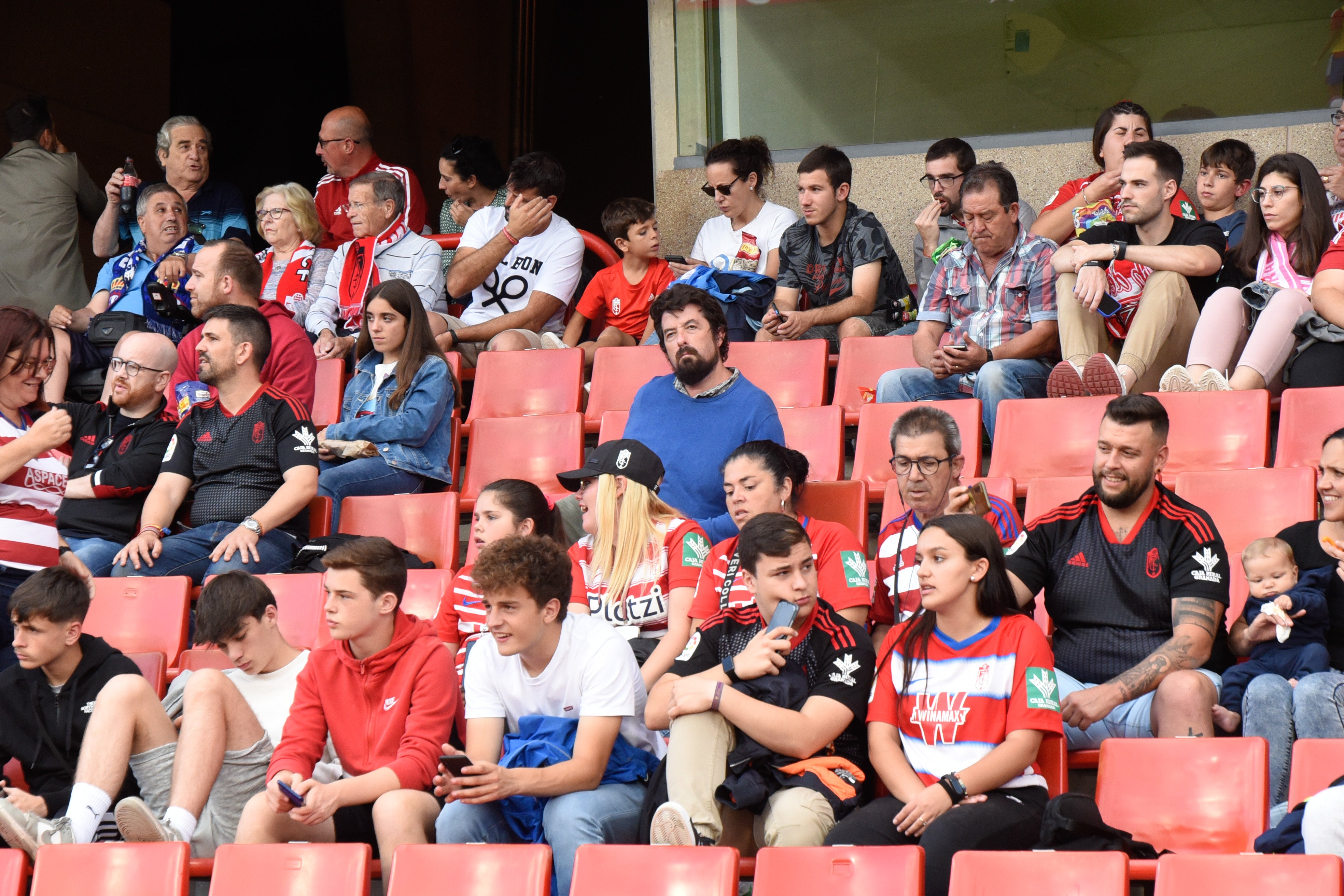 Encuéntrate en Los Cármenes en el Recreativo-Avilés