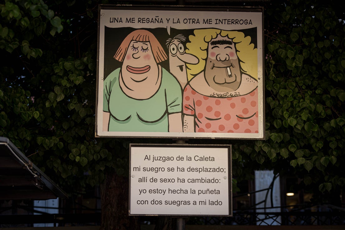 Las carocas ganadoras que recorren la Plaza de Bibrambla